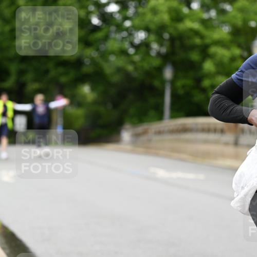 14.06.2026 - REWE Women's Run Dr. Thomas Lammeyer http://msf.ph/oto/9774972 14.06.2026 09:56:30 Laufen 100 meine-sportfotos.de