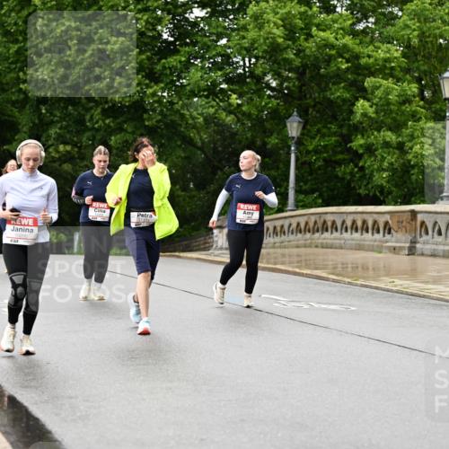 14.06.2026 - REWE Women's Run Dr. Thomas Lammeyer http://msf.ph/oto/9774990 14.06.2026 09:56:34 Laufen 10200, 10354, 11189 meine-sportfotos.de