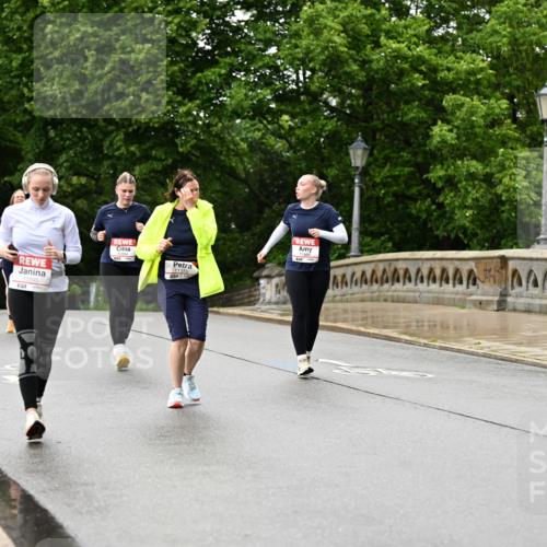 14.06.2026 - REWE Women's Run Dr. Thomas Lammeyer http://msf.ph/oto/9774992 14.06.2026 09:56:34 Laufen 10200, 11189, 11460 meine-sportfotos.de