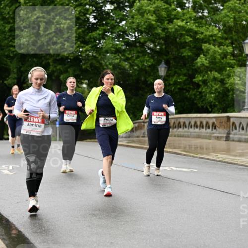 14.06.2026 - REWE Women's Run Dr. Thomas Lammeyer http://msf.ph/oto/9774999 14.06.2026 09:56:35 Laufen 10200, 7, 11189 meine-sportfotos.de