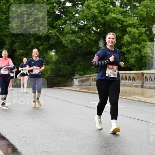 14.06.2026 - REWE Women's Run Dr. Thomas Lammeyer http://msf.ph/oto/9775013 14.06.2026 09:56:38 Laufen 10354, 7 meine-sportfotos.de