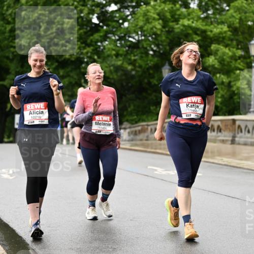 14.06.2026 - REWE Women's Run Dr. Thomas Lammeyer http://msf.ph/oto/9775038 14.06.2026 09:56:41 Laufen 10216, 10456, 11460, 7 meine-sportfotos.de