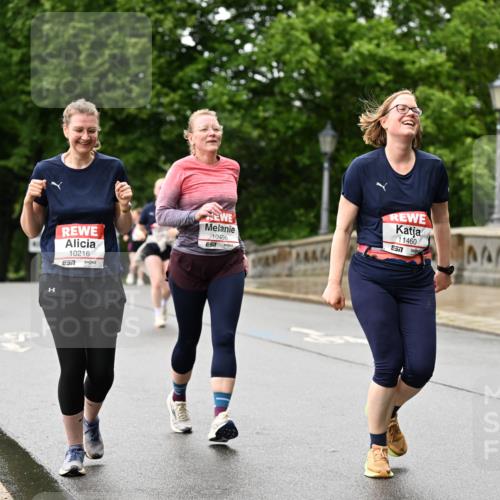 14.06.2026 - REWE Women's Run Dr. Thomas Lammeyer http://msf.ph/oto/9775039 14.06.2026 09:56:41 Laufen 10216, 10456, 11460, 7 meine-sportfotos.de