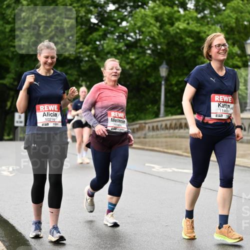 14.06.2026 - REWE Women's Run Dr. Thomas Lammeyer http://msf.ph/oto/9775040 14.06.2026 09:56:41 Laufen 10216, 10456, 7, 11460 meine-sportfotos.de