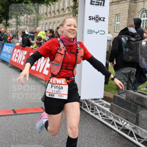 14.06.2026 - REWE Women's Run Strokosch-Dieckow http://msf.ph/oto/9775043 14.06.2026 10:00:10 Ziel 10055, 10058, 10082, 10083, 10302, 10391, 10565, 10732, 10776, 10777, 10820, 11269, 11353, 11385, 11446 meine-sportfotos.de