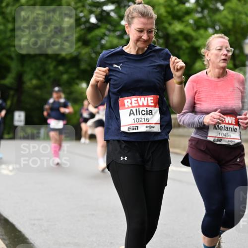 14.06.2026 - REWE Women's Run Dr. Thomas Lammeyer http://msf.ph/oto/9775049 14.06.2026 09:56:43 Laufen 10216, 10456, 7 meine-sportfotos.de