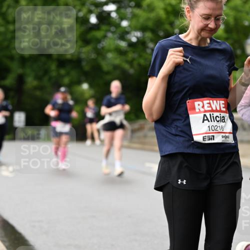 14.06.2026 - REWE Women's Run Dr. Thomas Lammeyer http://msf.ph/oto/9775053 14.06.2026 09:56:43 Laufen 10216, 57, 10456 meine-sportfotos.de