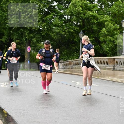14.06.2026 - REWE Women's Run Dr. Thomas Lammeyer http://msf.ph/oto/9775060 14.06.2026 09:56:45 Laufen 0864 meine-sportfotos.de