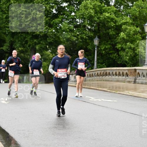14.06.2026 - REWE Women's Run Dr. Thomas Lammeyer http://msf.ph/oto/9775097 14.06.2026 09:56:52 Laufen 11226, 57 meine-sportfotos.de