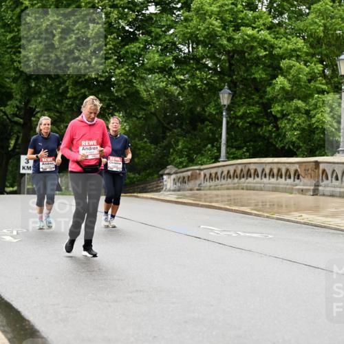 14.06.2026 - REWE Women's Run Dr. Thomas Lammeyer http://msf.ph/oto/9775201 14.06.2026 09:57:21 Laufen 3, 10161 meine-sportfotos.de