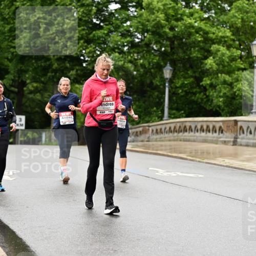 14.06.2026 - REWE Women's Run Dr. Thomas Lammeyer http://msf.ph/oto/9775211 14.06.2026 09:57:22 Laufen 11054, 10161, 57 meine-sportfotos.de