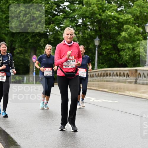 14.06.2026 - REWE Women's Run Dr. Thomas Lammeyer http://msf.ph/oto/9775218 14.06.2026 09:57:23 Laufen 10161, 7 meine-sportfotos.de