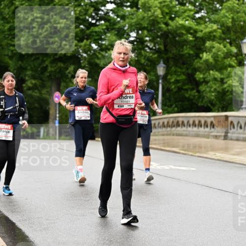 14.06.2026 - REWE Women's Run Dr. Thomas Lammeyer http://msf.ph/oto/9775219 14.06.2026 09:57:23 Laufen 11054, 10161 meine-sportfotos.de