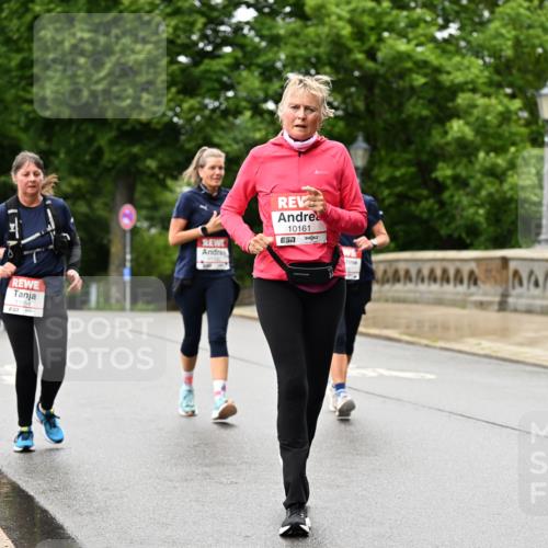 14.06.2026 - REWE Women's Run Dr. Thomas Lammeyer http://msf.ph/oto/9775223 14.06.2026 09:57:23 Laufen 11054, 7, 10161, 7 meine-sportfotos.de