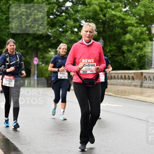 14.06.2026 - REWE Women's Run Dr. Thomas Lammeyer http://msf.ph/oto/9775224 14.06.2026 09:57:23 Laufen 11054, 10161, 7 meine-sportfotos.de