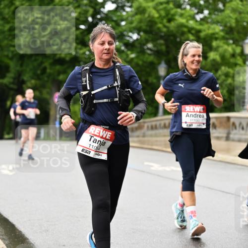 14.06.2026 - REWE Women's Run Dr. Thomas Lammeyer http://msf.ph/oto/9775243 14.06.2026 09:57:25 Laufen 11054, 11100, 57, 10506, 5 meine-sportfotos.de