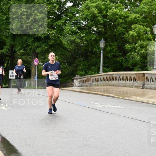 14.06.2026 - REWE Women's Run Dr. Thomas Lammeyer http://msf.ph/oto/9775260 14.06.2026 09:57:28 Laufen 3 meine-sportfotos.de