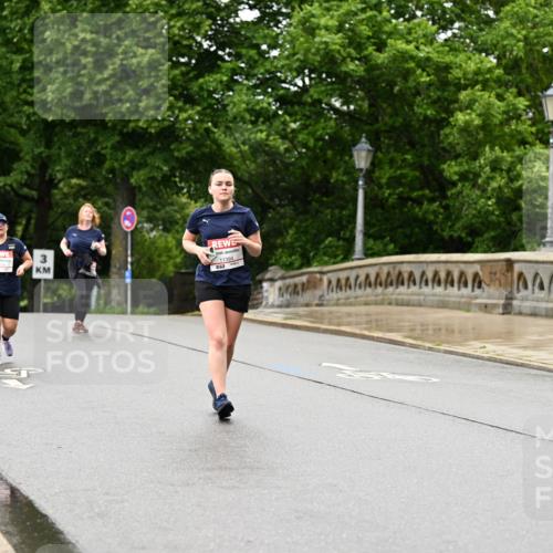 14.06.2026 - REWE Women's Run Dr. Thomas Lammeyer http://msf.ph/oto/9775265 14.06.2026 09:57:28 Laufen 11394, 370 meine-sportfotos.de