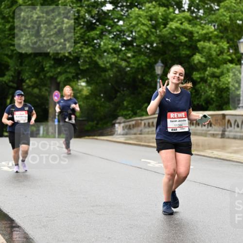 14.06.2026 - REWE Women's Run Dr. Thomas Lammeyer http://msf.ph/oto/9775282 14.06.2026 09:57:30 Laufen 11394, 7 meine-sportfotos.de