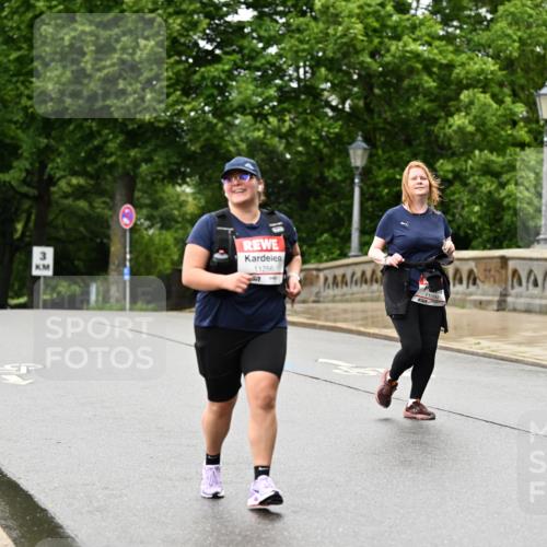 14.06.2026 - REWE Women's Run Dr. Thomas Lammeyer http://msf.ph/oto/9775304 14.06.2026 09:57:33 Laufen 11256, 57 meine-sportfotos.de