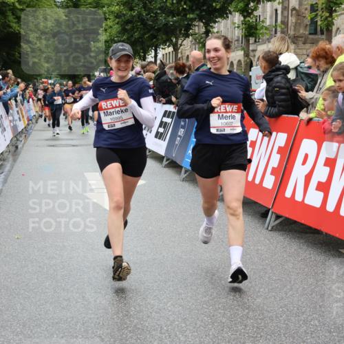 14.06.2026 - REWE Women's Run Strokosch-Dieckow http://msf.ph/oto/9775311 14.06.2026 10:00:20 Ziel 10090, 10602, 10715, 10839, 10840, 10995, 11369 meine-sportfotos.de