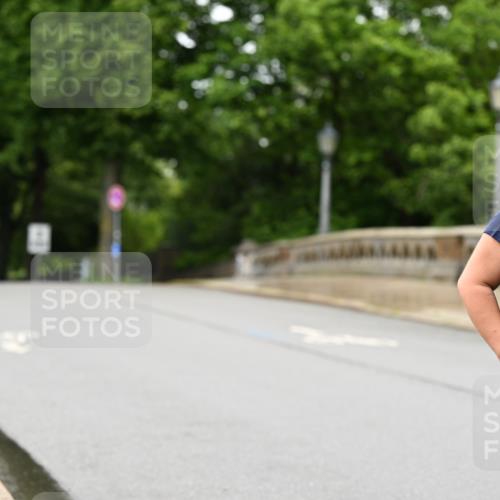 14.06.2026 - REWE Women's Run Dr. Thomas Lammeyer http://msf.ph/oto/9775320 14.06.2026 09:57:35 Laufen 11, 7 meine-sportfotos.de