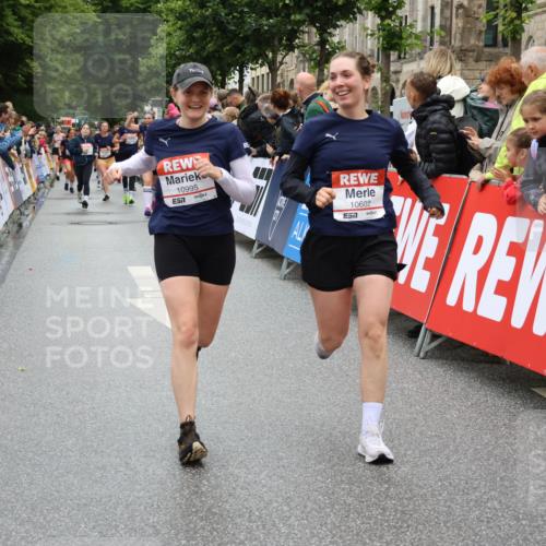14.06.2026 - REWE Women's Run Strokosch-Dieckow http://msf.ph/oto/9775323 14.06.2026 10:00:20 Ziel 10090, 10602, 10715, 10839, 10840, 10995, 11369 meine-sportfotos.de