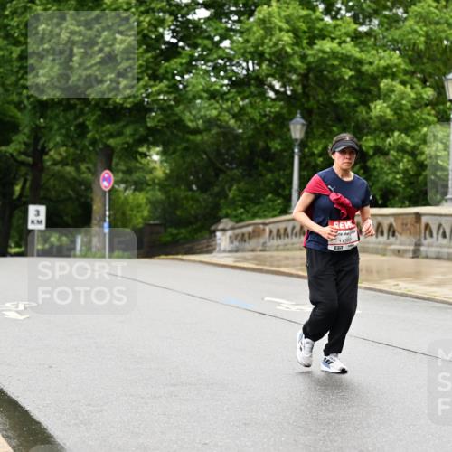 14.06.2026 - REWE Women's Run Dr. Thomas Lammeyer http://msf.ph/oto/9775330 14.06.2026 09:57:53 Laufen 11392 meine-sportfotos.de