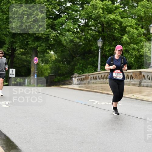 14.06.2026 - REWE Women's Run Dr. Thomas Lammeyer http://msf.ph/oto/9775418 14.06.2026 09:58:06 Laufen 3, 10157 meine-sportfotos.de
