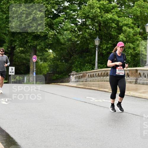 14.06.2026 - REWE Women's Run Dr. Thomas Lammeyer http://msf.ph/oto/9775419 14.06.2026 09:58:06 Laufen 3, 10157 meine-sportfotos.de