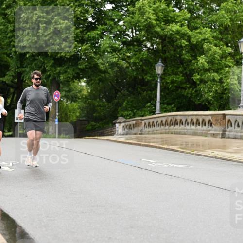 14.06.2026 - REWE Women's Run Dr. Thomas Lammeyer http://msf.ph/oto/9775434 14.06.2026 09:58:08 Laufen  meine-sportfotos.de