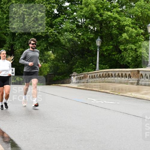 14.06.2026 - REWE Women's Run Dr. Thomas Lammeyer http://msf.ph/oto/9775439 14.06.2026 09:58:08 Laufen  meine-sportfotos.de