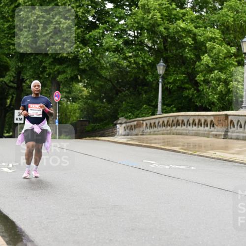 14.06.2026 - REWE Women's Run Dr. Thomas Lammeyer http://msf.ph/oto/9775474 14.06.2026 09:58:14 Laufen 10182 meine-sportfotos.de