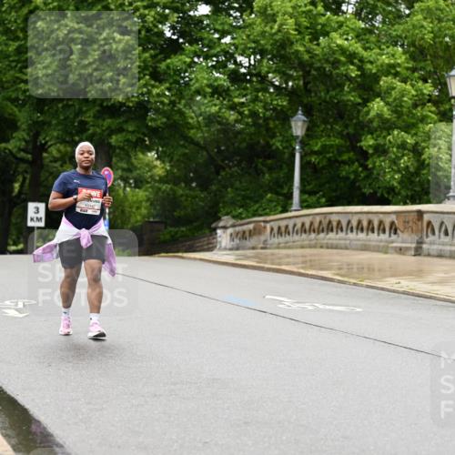 14.06.2026 - REWE Women's Run Dr. Thomas Lammeyer http://msf.ph/oto/9775477 14.06.2026 09:58:14 Laufen 3, 10182 meine-sportfotos.de