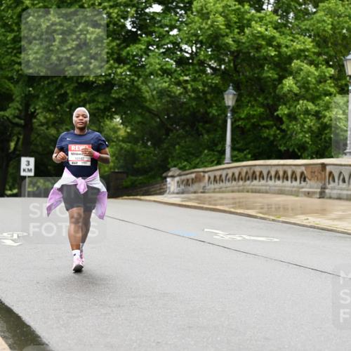 14.06.2026 - REWE Women's Run Dr. Thomas Lammeyer http://msf.ph/oto/9775483 14.06.2026 09:58:14 Laufen 3, 5, 10182 meine-sportfotos.de
