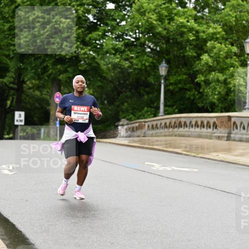 14.06.2026 - REWE Women's Run Dr. Thomas Lammeyer http://msf.ph/oto/9775487 14.06.2026 09:58:15 Laufen 10182, 7 meine-sportfotos.de