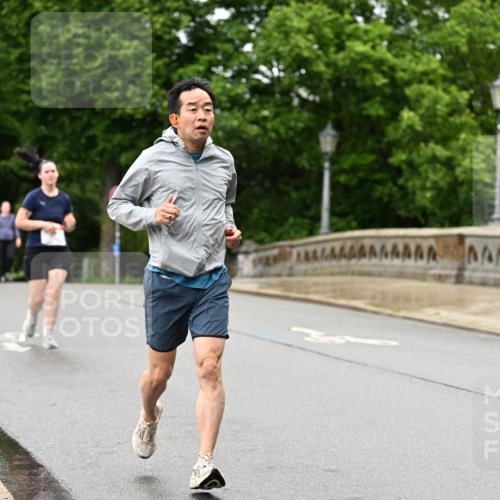 14.06.2026 - REWE Women's Run Dr. Thomas Lammeyer http://msf.ph/oto/9775521 14.06.2026 09:58:22 Laufen  meine-sportfotos.de