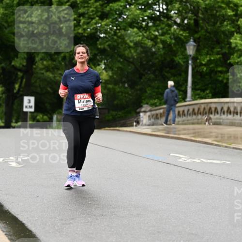14.06.2026 - REWE Women's Run Dr. Thomas Lammeyer http://msf.ph/oto/9775574 14.06.2026 09:58:40 Laufen 11384, 7 meine-sportfotos.de