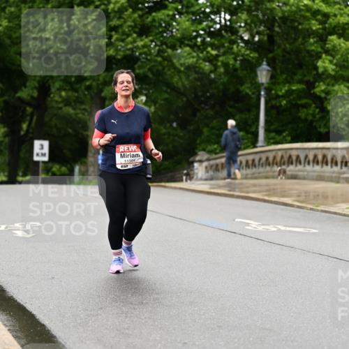 14.06.2026 - REWE Women's Run Dr. Thomas Lammeyer http://msf.ph/oto/9775576 14.06.2026 09:58:40 Laufen 11384 meine-sportfotos.de