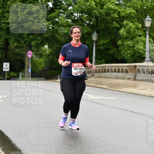 14.06.2026 - REWE Women's Run Dr. Thomas Lammeyer http://msf.ph/oto/9775587 14.06.2026 09:58:41 Laufen 11384, 7 meine-sportfotos.de