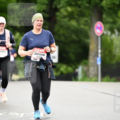 14.06.2026 - REWE Women's Run Dr. Thomas Lammeyer http://msf.ph/oto/9775600 14.06.2026 09:59:05 Laufen 10485, 57 meine-sportfotos.de