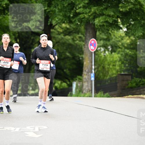14.06.2026 - REWE Women's Run Dr. Thomas Lammeyer http://msf.ph/oto/9775634 14.06.2026 09:59:11 Laufen 10045, 10044, 7 meine-sportfotos.de