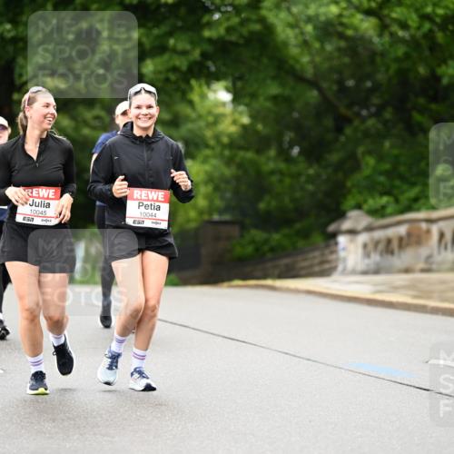 14.06.2026 - REWE Women's Run Dr. Thomas Lammeyer http://msf.ph/oto/9775667 14.06.2026 09:59:14 Laufen 10045, 7, 10044, 7 meine-sportfotos.de