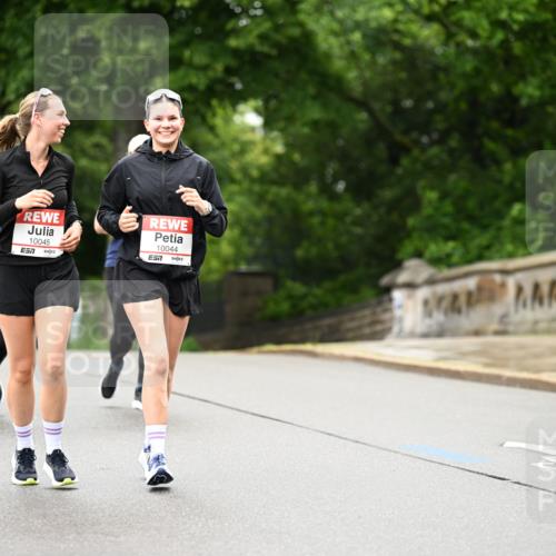 14.06.2026 - REWE Women's Run Dr. Thomas Lammeyer http://msf.ph/oto/9775669 14.06.2026 09:59:14 Laufen 10045, 10044 meine-sportfotos.de