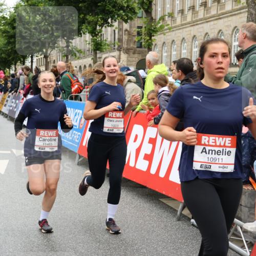 14.06.2026 - REWE Women's Run Strokosch-Dieckow http://msf.ph/oto/9775670 14.06.2026 10:00:34 Ziel 10229, 10300, 10519, 10566, 10756, 10789, 10911, 10956, 11042, 11066, 11092, 11171, 11342, 11414, 11434, 11463 meine-sportfotos.de