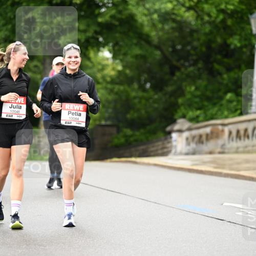 14.06.2026 - REWE Women's Run Dr. Thomas Lammeyer http://msf.ph/oto/9775671 14.06.2026 09:59:14 Laufen 10045, 10044, 7 meine-sportfotos.de