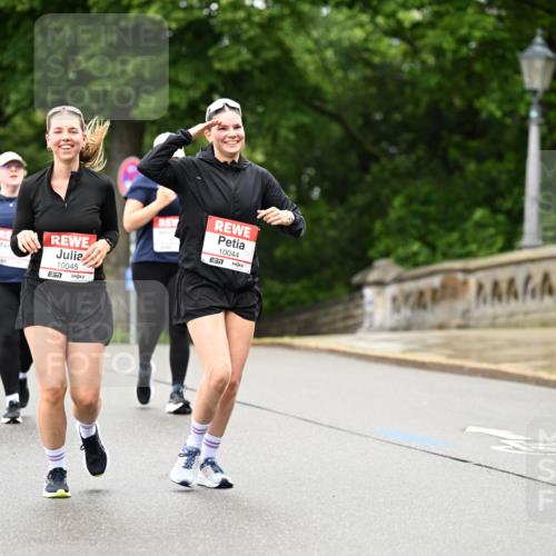 14.06.2026 - REWE Women's Run Dr. Thomas Lammeyer http://msf.ph/oto/9775677 14.06.2026 09:59:15 Laufen 10045, 7, 10044 meine-sportfotos.de