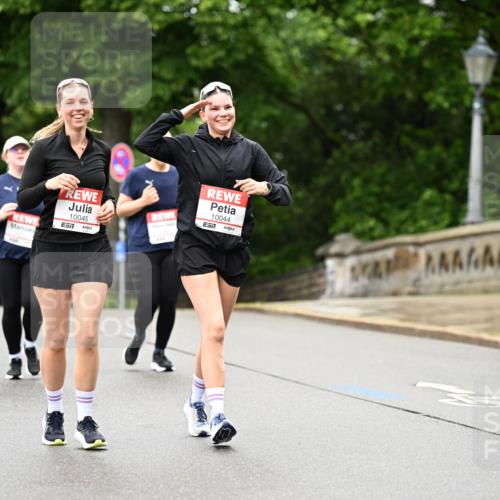 14.06.2026 - REWE Women's Run Dr. Thomas Lammeyer http://msf.ph/oto/9775678 14.06.2026 09:59:15 Laufen 10045, 7, 10044, 7 meine-sportfotos.de