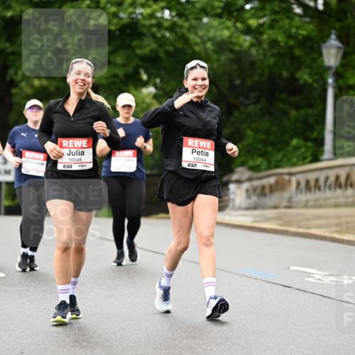 14.06.2026 - REWE Women's Run Dr. Thomas Lammeyer http://msf.ph/oto/9775683 14.06.2026 09:59:15 Laufen 10045, 7, 10044, 7 meine-sportfotos.de