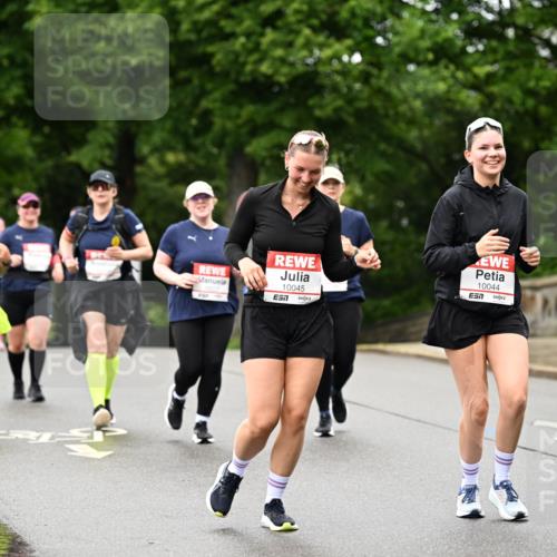 14.06.2026 - REWE Women's Run Dr. Thomas Lammeyer http://msf.ph/oto/9775690 14.06.2026 09:59:16 Laufen 10045, 10044, 7 meine-sportfotos.de